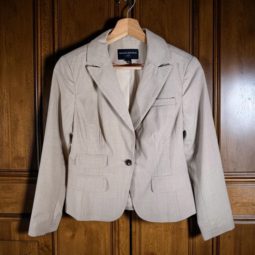 Banana Republic Factory Women's 4P Petite Beige Wool Blend One Button Blazer